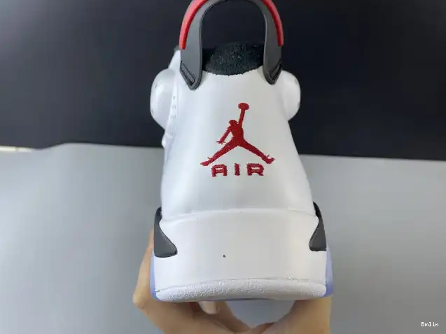Bmlin JORDAN RETRO 'CARMINE' 2014 AIR 6 384664-160 0624